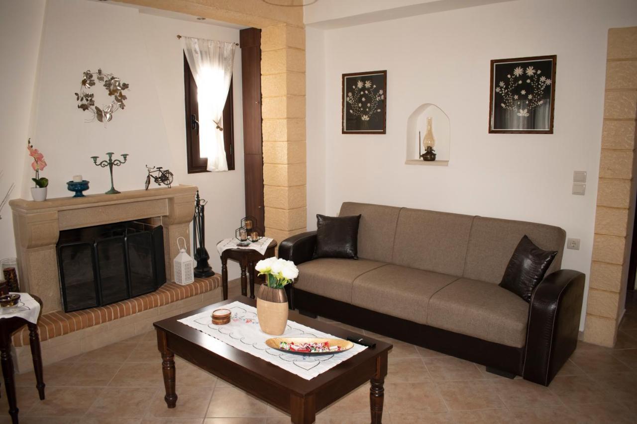 House Of Harmony Villa Kamisiana Exterior photo
